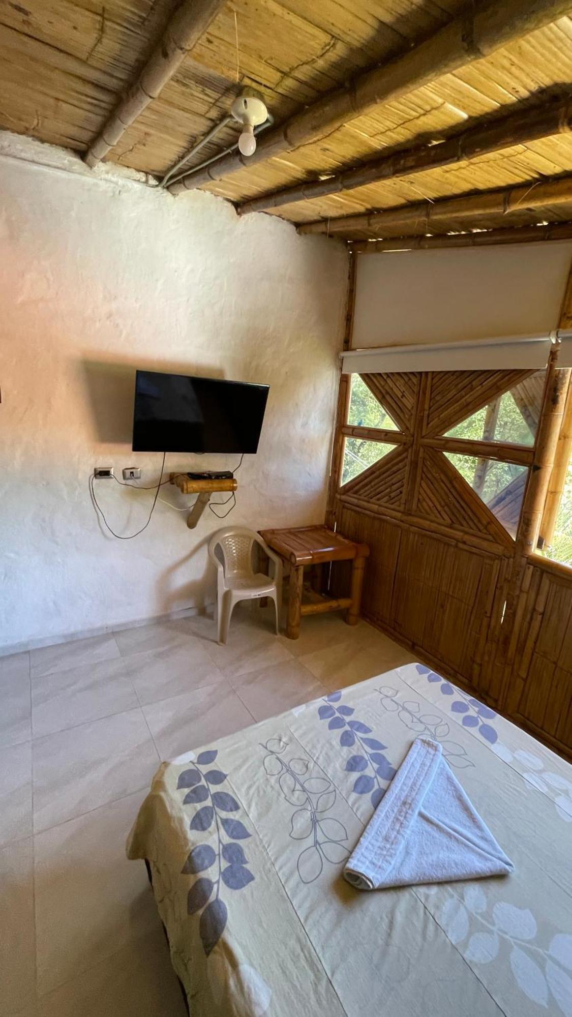 Hosteria El Sendero - Cocorna Bagian luar foto